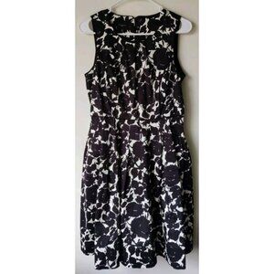 Talbots Dress Petite Black White Floral A-Line Pleated Sleeveless Pockets Sz 8P‎